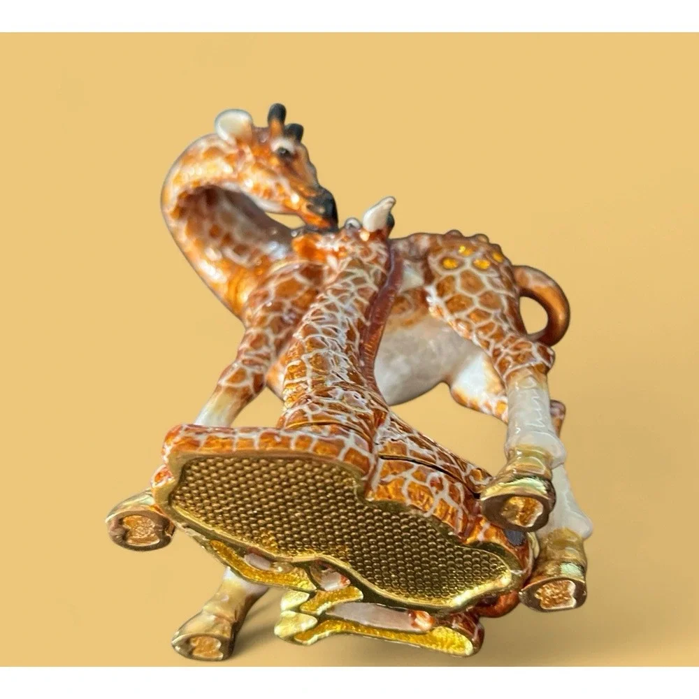Rucinni Swarovski & Austria Stellux Crystals Giraffe Trinket‎ Jewelry Box Enamel